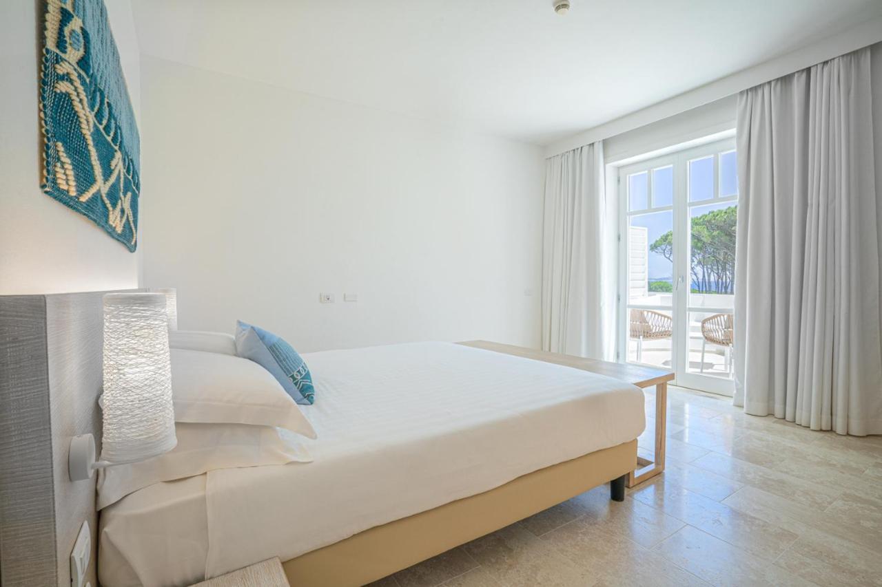Felix Hotels - Hotel La Coluccia Santa Teresa Gallura Exterior photo